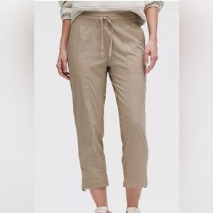 NWT- Lululemon- Dance Studio Midrise Crop Pants- Sheer Oak-‎ 4